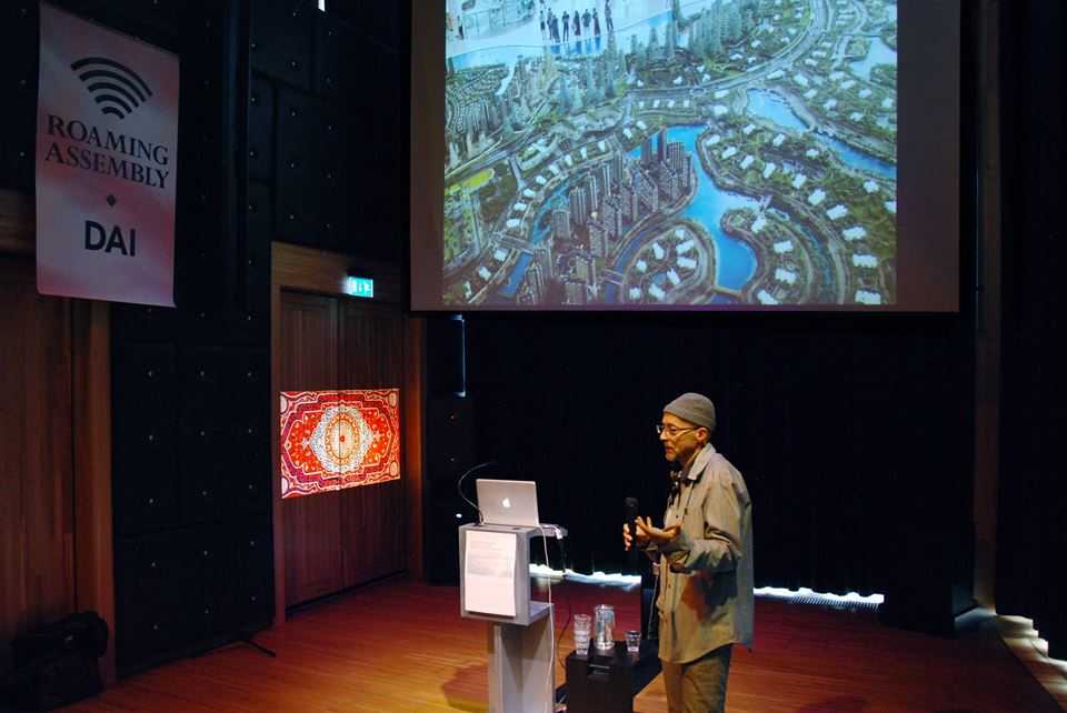 AbdouMaliq Simone – ‘The Inoperable: On compressing infrastructure and everyday urban life’ (Photo: Nikos Doulos)