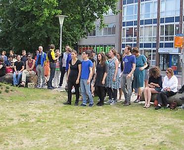 Routine / DAI group performance tutored by Ian White / Arnhem, July 2012