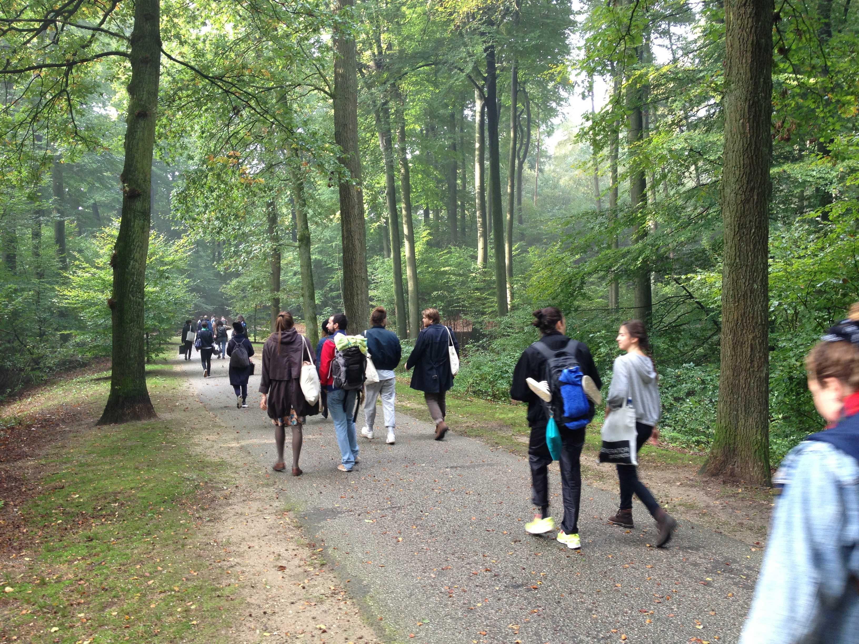 DAI students 2014-2015  walking from the Stayokay to the DAI via Park Sonsbeek