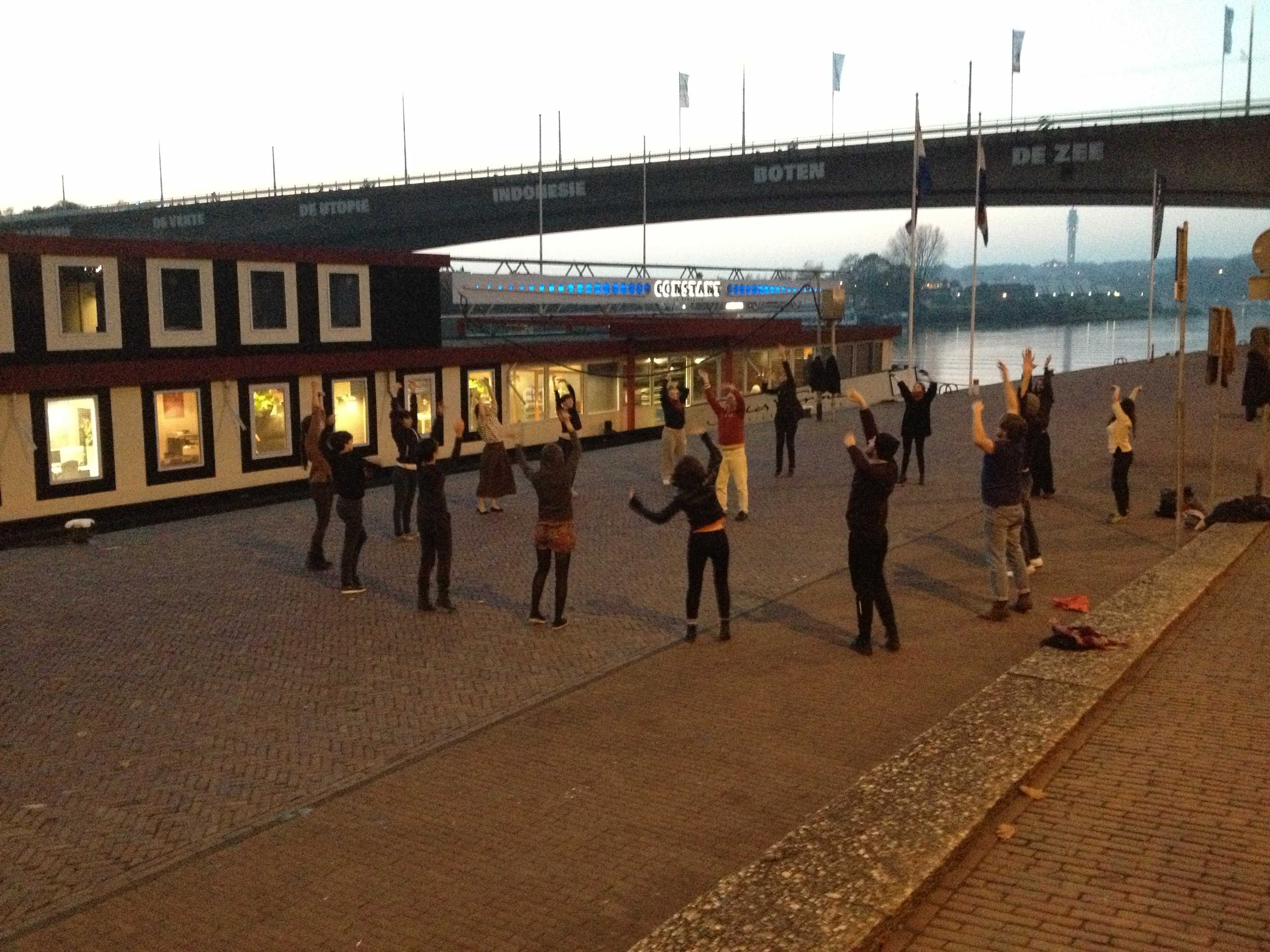 DAI-week November 2014 session, under the Nelson Mandela bridge over the river Nederhijn in Arnhem. The text on the bridge is part of an art piece by Rémy Zaugg, commissioned by Sonsbeek '93