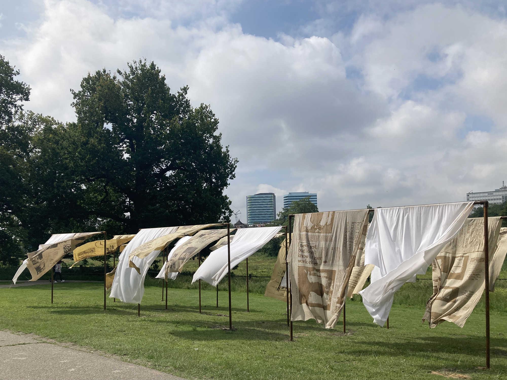 Image:   Textiles of Resistance: Growing, Weaving, Printing, Archiving. Sonsbeek 20–24: Force, Times, Distance. On Labour and its Sonics Ecologies. Arnhem 2021. In collaboration with Gleb Maiboroda and studio bonbon.
