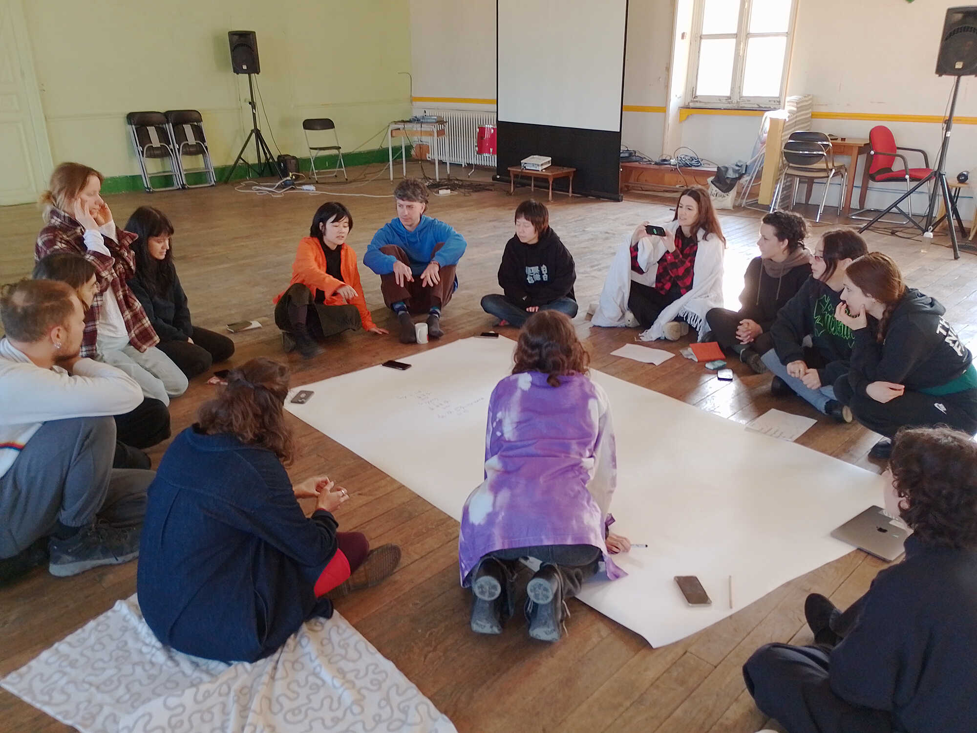 COOP ~ Assembling Land: Rehearsals towards Place-making. Harvesting notes. PAF (St.Erme), March 2024. Photo credit: Foad Alijani.